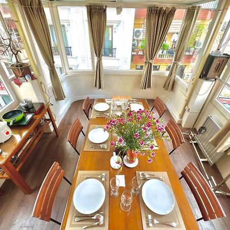 האנוי Nice Room Located Right Next To The Old Quarter Can Phong Nhieu Anh Sang Tai Ngay Gan Pho Di Bo Ho Guom מראה חיצוני תמונה