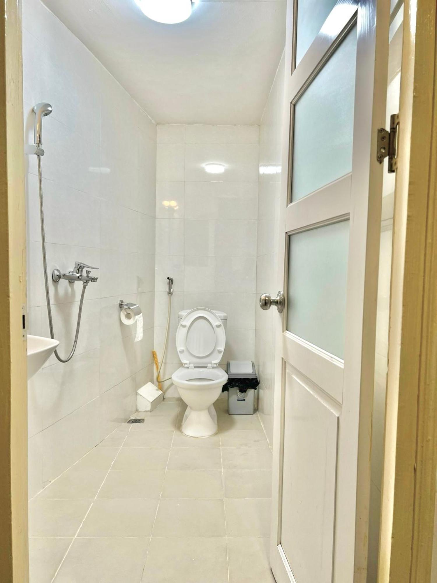 האנוי Nice Room Located Right Next To The Old Quarter Can Phong Nhieu Anh Sang Tai Ngay Gan Pho Di Bo Ho Guom מראה חיצוני תמונה